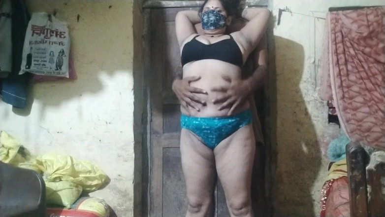 Desi_bhabhi121: Partea 2 soție Indiană Desi Infidelă Prinsă Făcând Sex Cu Primul...