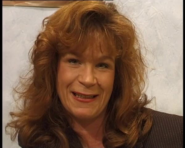 YOUR FIRST PORN: Geile Mutti Maria - Rothaarig Und Feucht - Horny MILF Maria - Redhead...