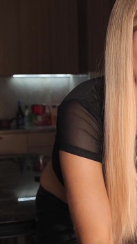 The Blonde Found Her Old Clothes and a Vibrator and Showed It All on Camera in Action