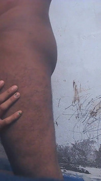seksi mahila bara land choosti hai