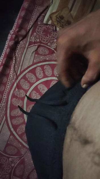 Indian BIG COCK: Ich fühle mich geil und masturbiert, bis