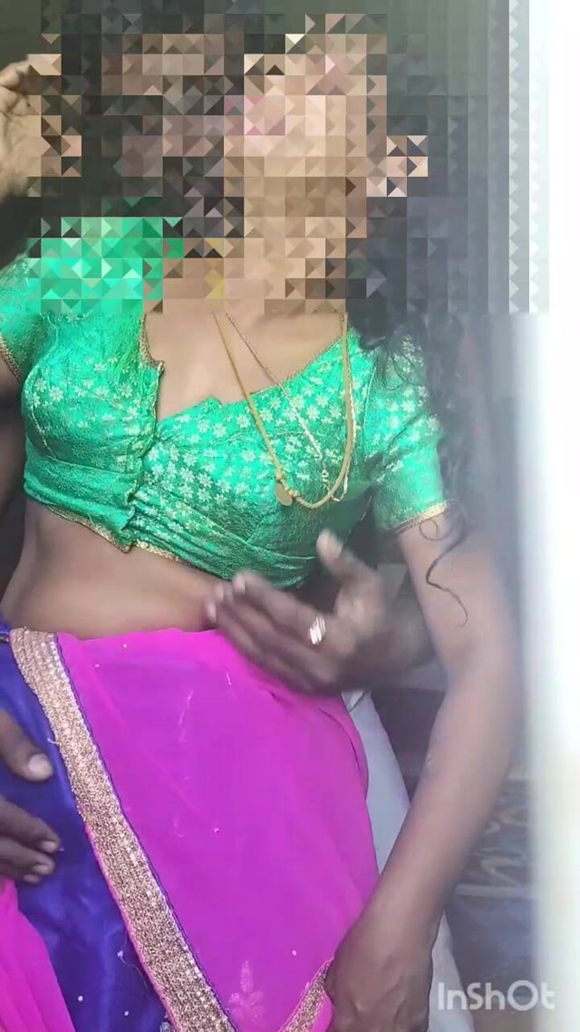 Tamil Half Saree Cuddling in Erotic (Funny couple porn studio) Tamil Half Saree Cuddling in Erotic (Funny couple porn studio)