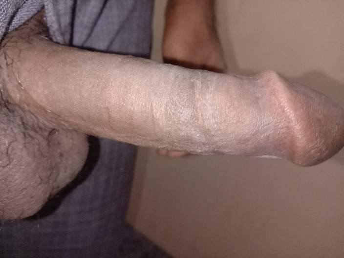 arxmaster: Fir Time Bathroom Hand Job Bigg Black Cock