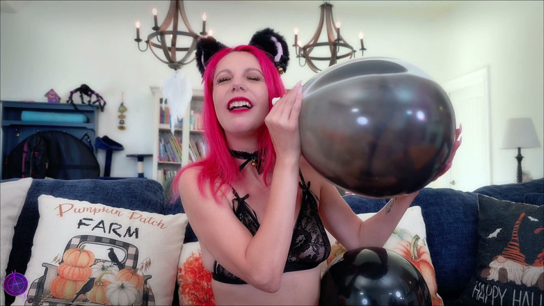 Nicky Rebel: Pretty Kitty Halloween Balloons 4K