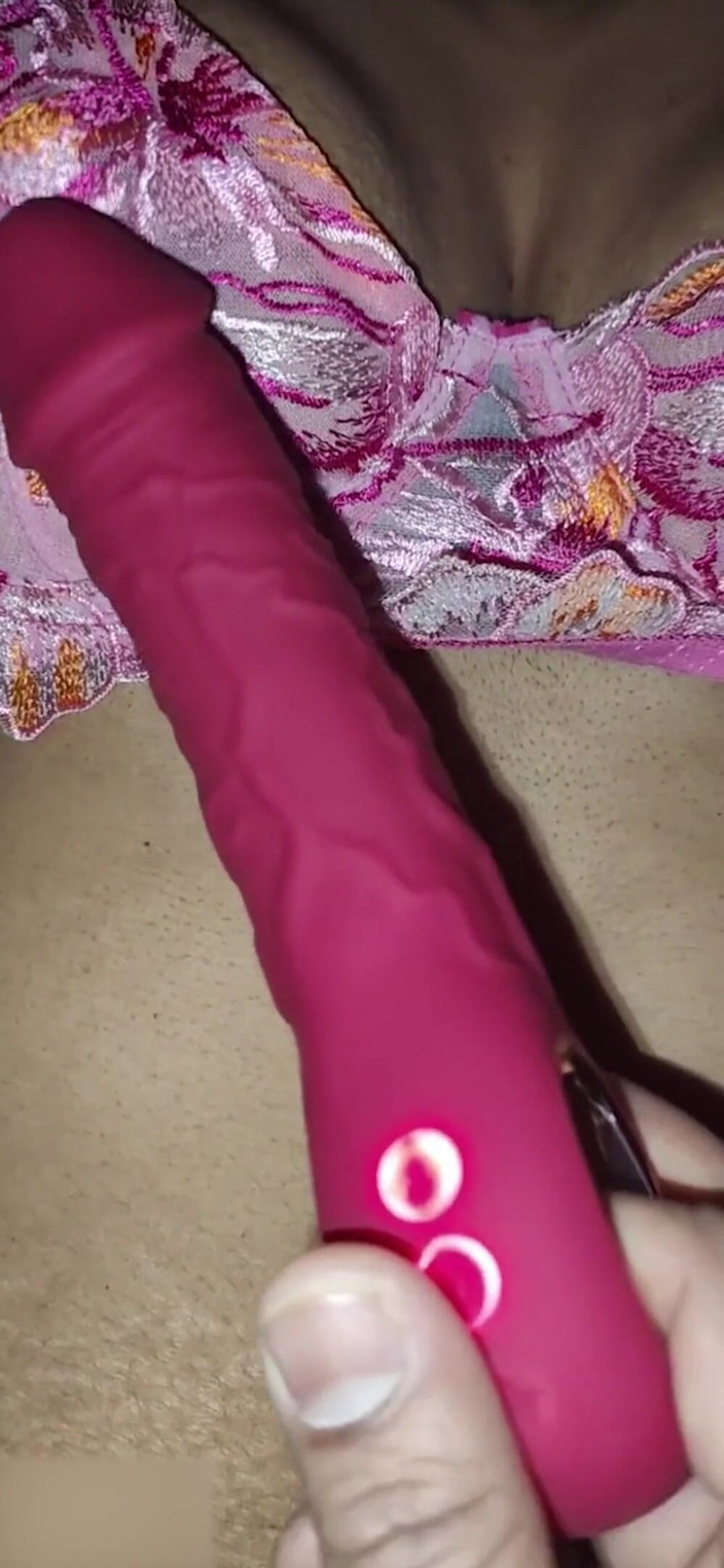 Parihema: Wife Use Vibrator