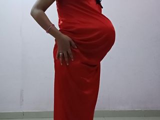 Peena: Подруга з коледжу накачує вагітну пизду