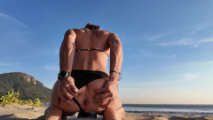 Flashing My Ass on the Beach thumbnail