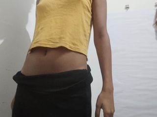 desigirl93: Hairytanya lagi asik mainin tebalnya