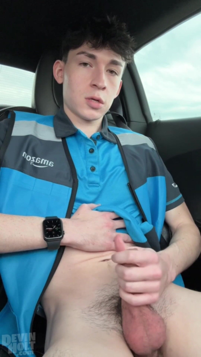 The Show Studio: कार्यदिवस पर हस्तमैथुन