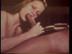 Vintage Usa: Chlupatá vintage kráska dostane ústa naplněná spermatem