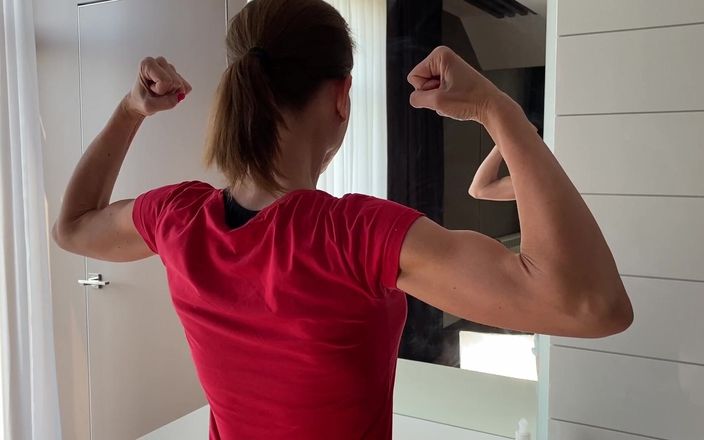 Mistress Mary: Najlepszy biceps i silne plecy