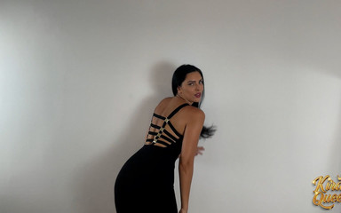 Kira Queen: Kira Queen škádlí prsa a zadek, aby tě řídila do divočiny!