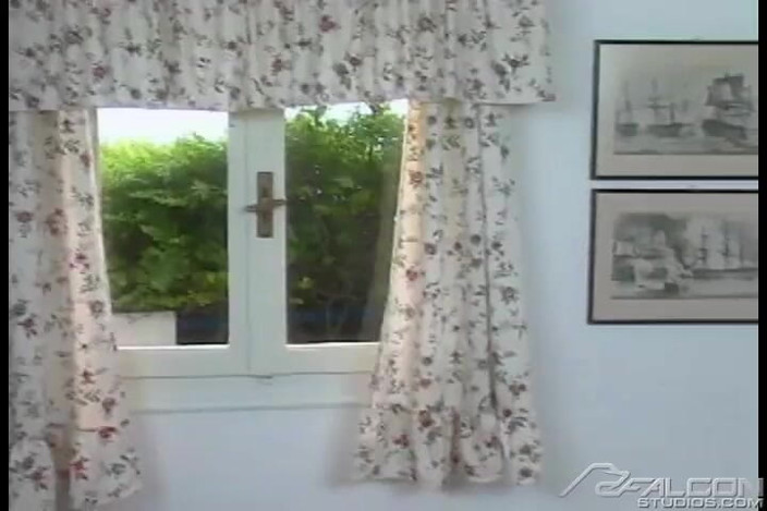 Falcon Studios: Из хуианика, часть 2