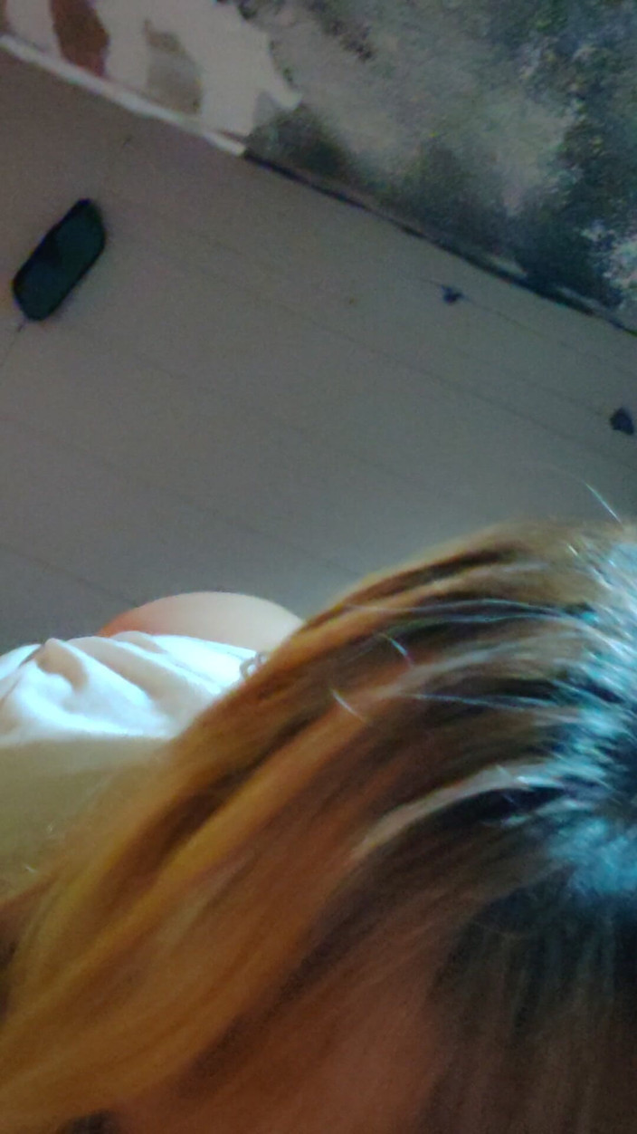 Lusi: Dissatisfied Wife Masturbates with Pillow
