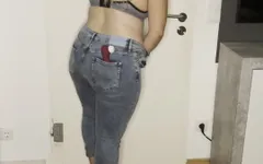 Cum baby, I come so quickly to orgasm with my fingers