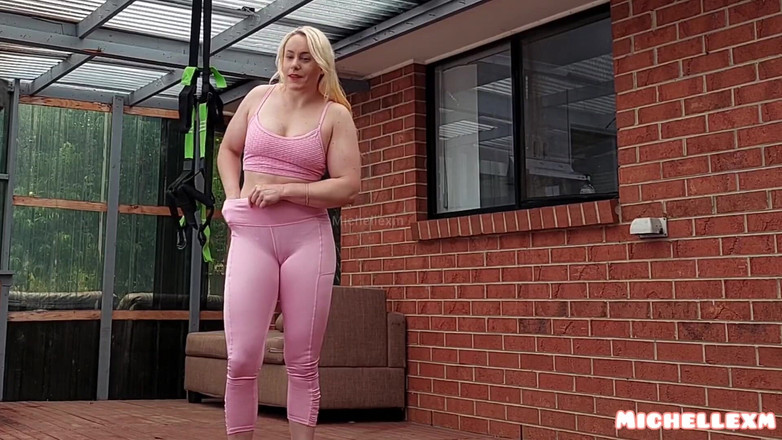 Michellexm: Wedgie Dívka Wedgie Swing visí Wedgie Zábavné video Kalhotky Rip...