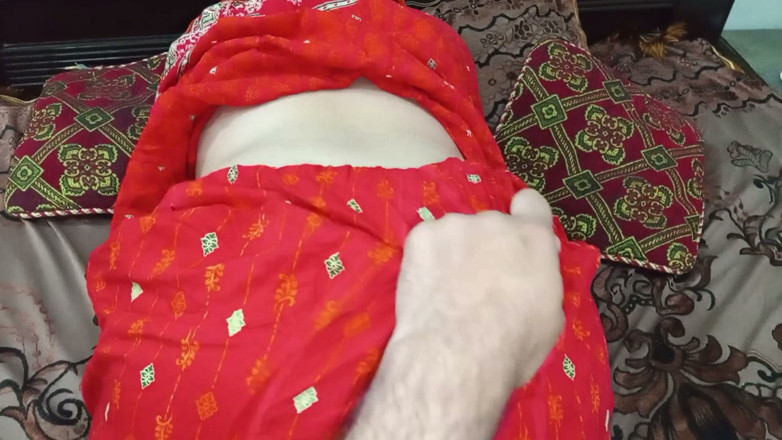 QueenbeautyQB: ค่ําคืนที่ใกล้ชิดของผัว Desi อินเดีย