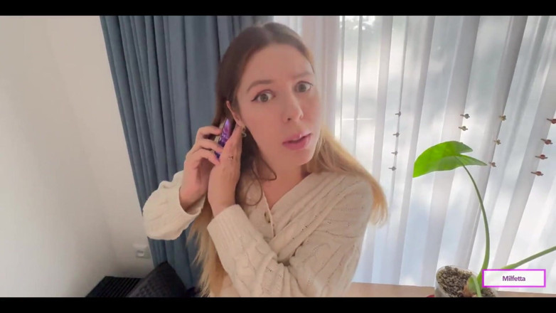 Milfetta: Ošukal moji nevlastní mámu, zatímco mluvila po telefonu a hlásila...