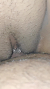 Une fille sexy de Mumbai se fait baiser par son mari dans sa chambre d’auberge, vidéo virale