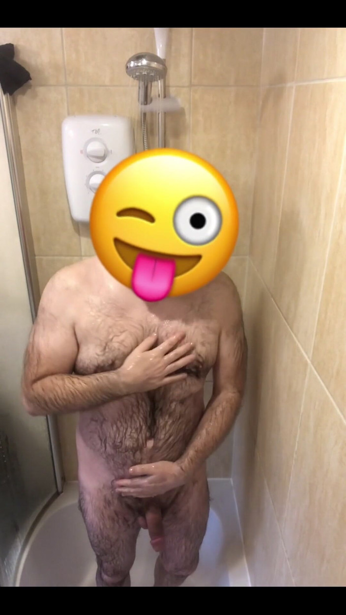 Djdavexxx: Más piel mojada y balanceando mi polla