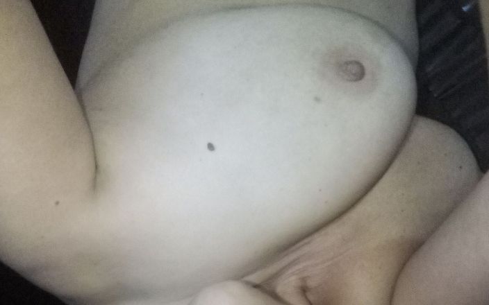 Vivi Barbieri: Nudity