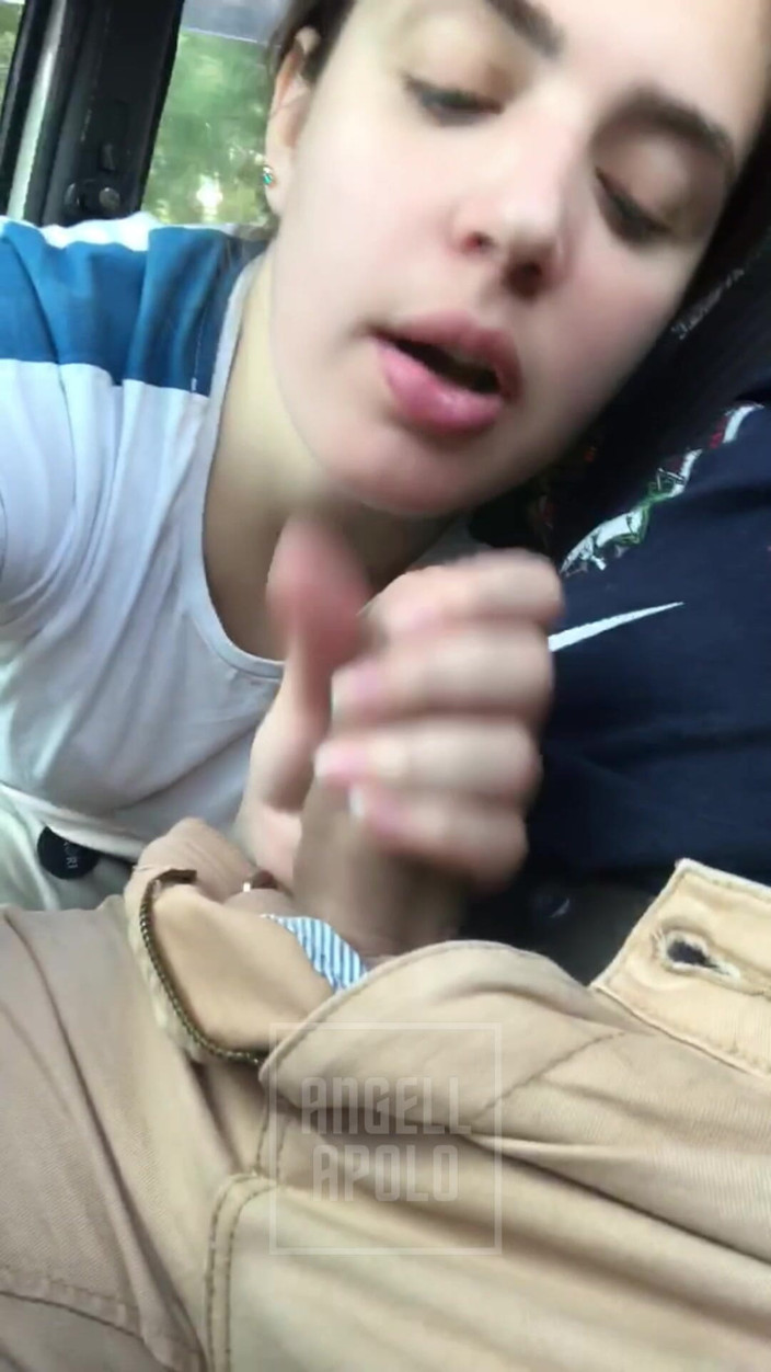 ApoloAngell: Yummy Blowjob in the Car