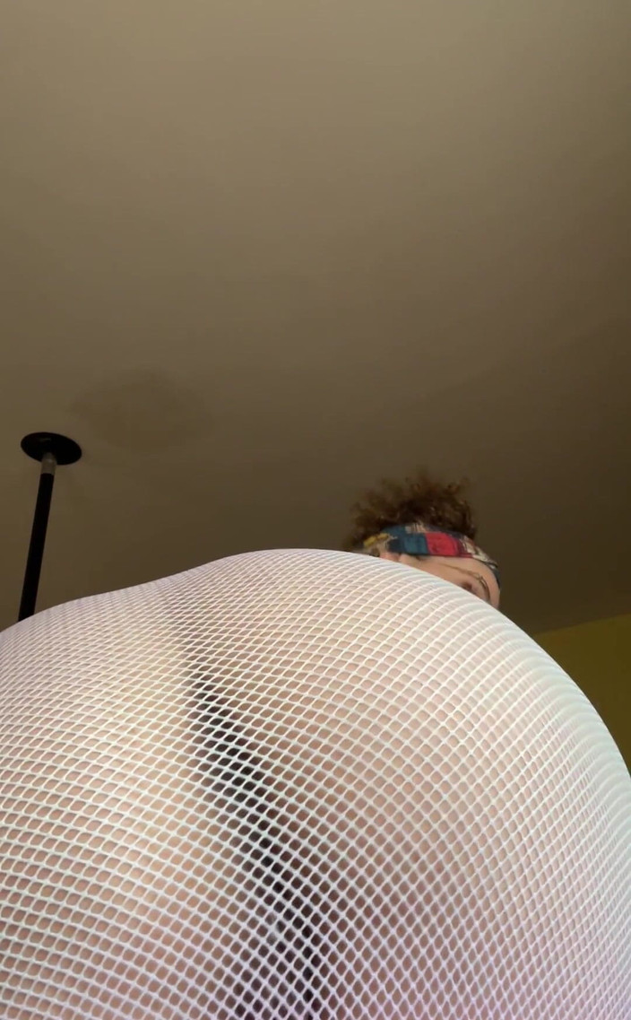 VibeWithMommy: Buon anno vigilia! Sarò partecipare ad una festa di gioco...