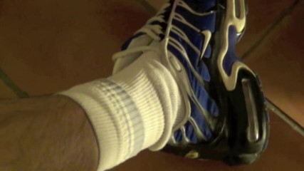 Sneaker gay: Twink sneakers dominasi oleh bad boys