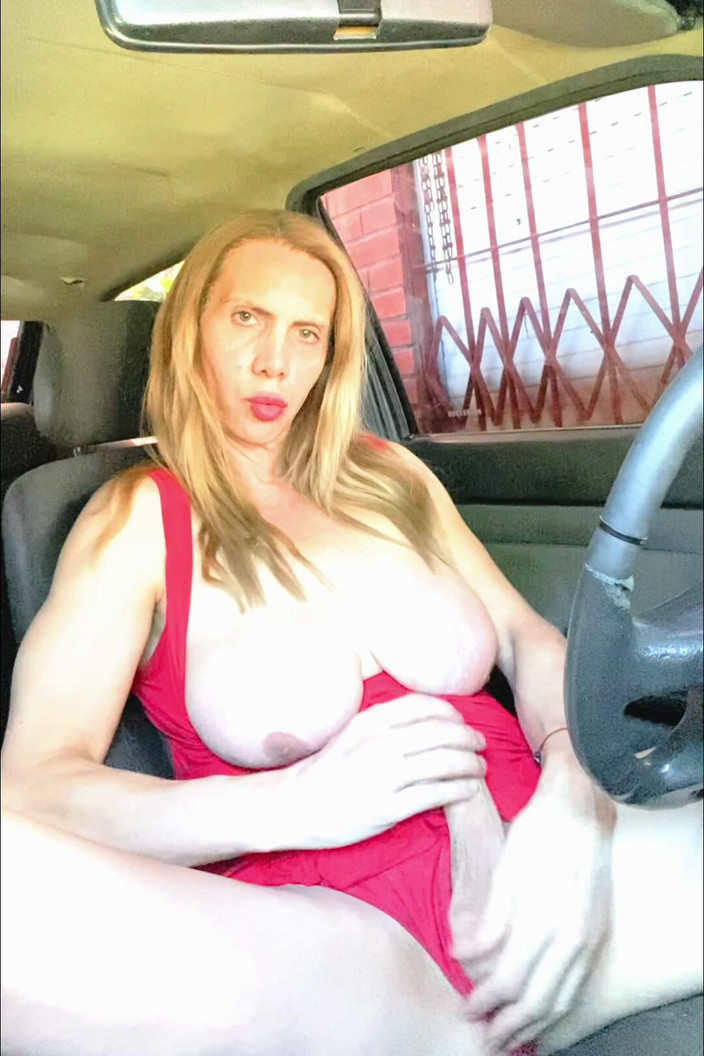 Devil_trans_sami: Mi tocco un po' in macchina