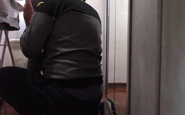 LauraOnHeels: सुंदर पैर और पेंटीहोज लोहे के साथ milf(चोदने लायक मम्मी) और उसे छुआ और चोदा जाता है