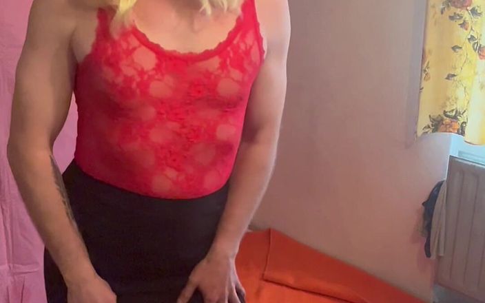 Laura Luiscz: Sissy Vogue Volume 1