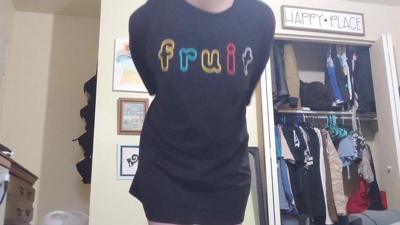 lilredvelvettt: Zkouším všechny mé šaty