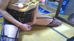 anakanakami: Es Macht Sehr Spaß, Mit Einem Keil Gefesselt Zu Sein