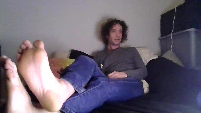 Lil Taste: Feet &amp; Vaping