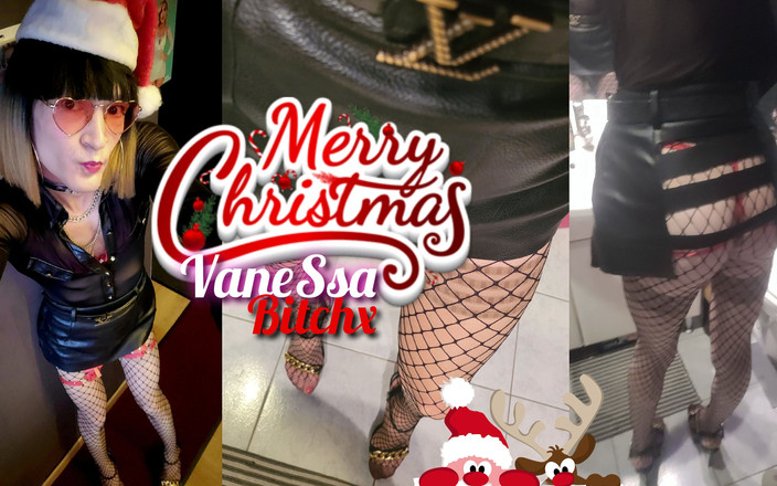 VaneSsa BiTCHx: La signora Claus travestita e il suo grosso cazzo in...