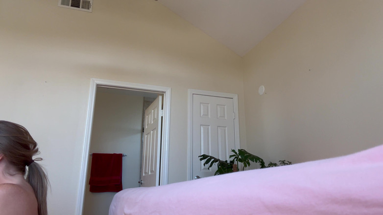 Sensual productions: Сексуальна нова сусідка любить наповнювати свою пизду