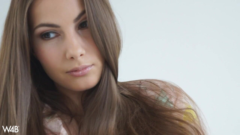 Watch4beauty: Casting Connie Carter
