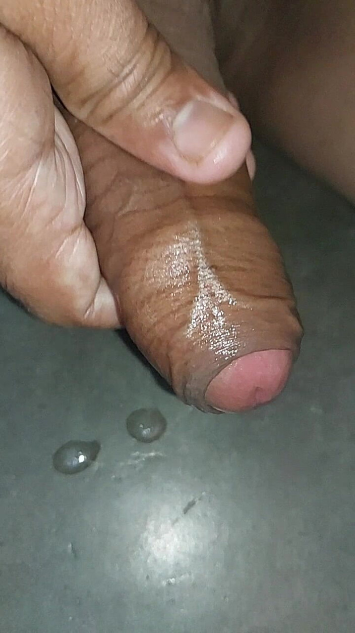 Bigcocka: Je montre ma grosse bite sur xHamstar