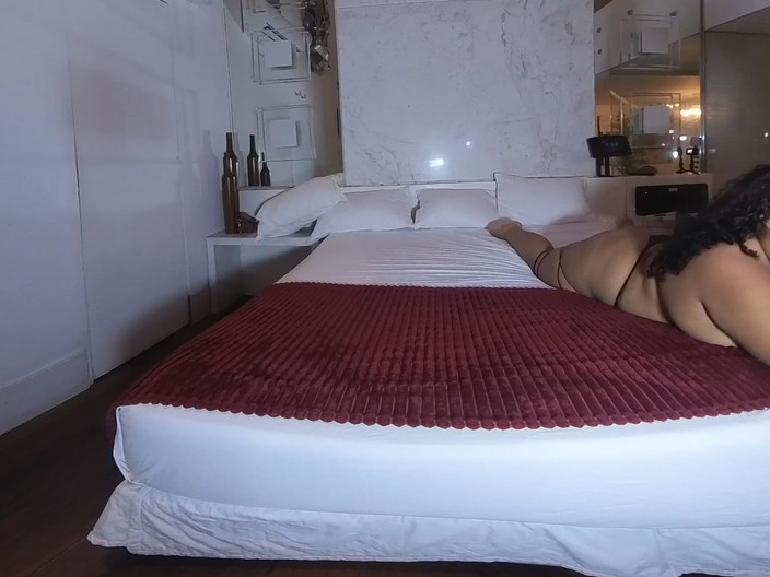 Pamela Panda VR: Wanita cantik besar berhubungan seks di motel