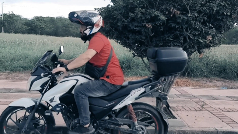 Jennifer Adams: Was könnte passieren, wenn eine stiefmutter im Hotel ein Bett...