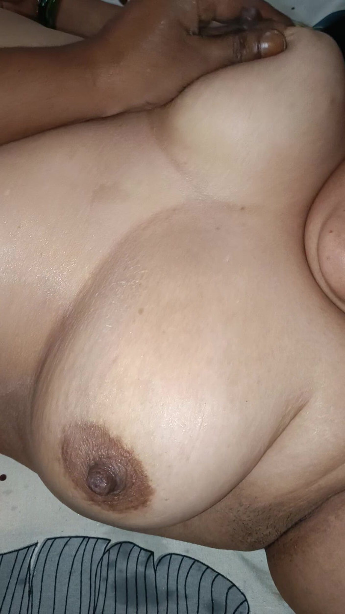 Catchybusty: Seks harcore dengan bhabhiji desi tanpa henti