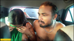 Indian Xshot: Indische vriendin in de auto neuken! Hete Desi-dating