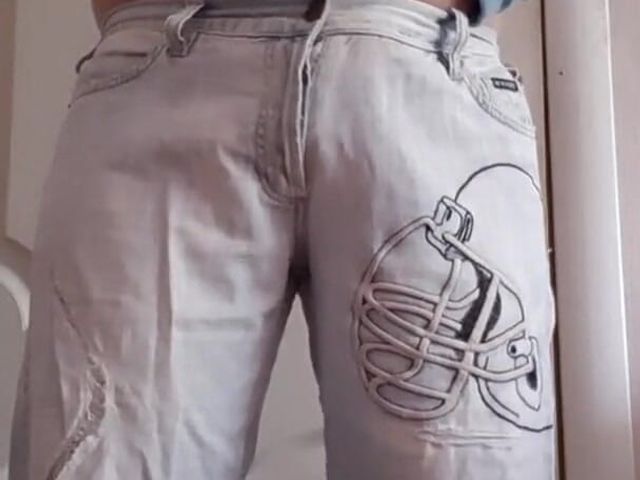MILF Teacher Secretly Jerks off Clit at University (Lesbian-candys)