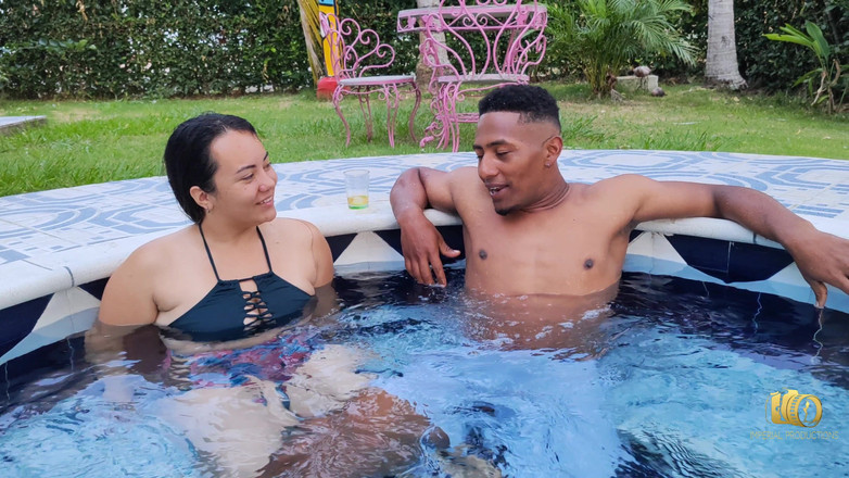 Rioc69: Viel sonne, viel Pool und stiefschweder anita mit Rioc will...