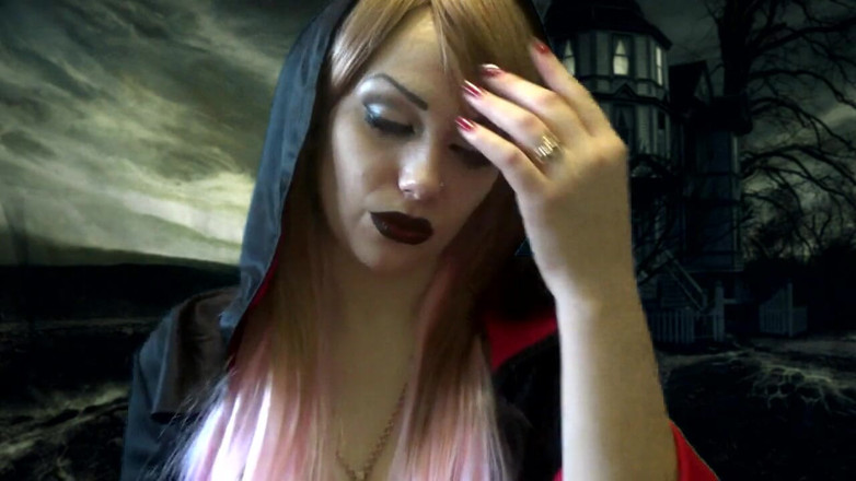Goddess Misha Goldy: मैं तुम्हारी Evil Vampire Mistress हूँ और मैं तय कर रहा हूँ कि तुम क्या करोगे