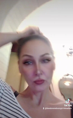 Dominatrix Redsonyja: Samo sex děvka. Část 2