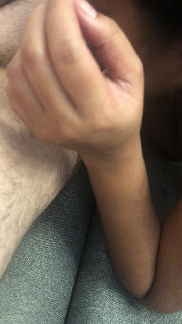 Megacute9999: Una troia indonesiana lecca cazzo e palle