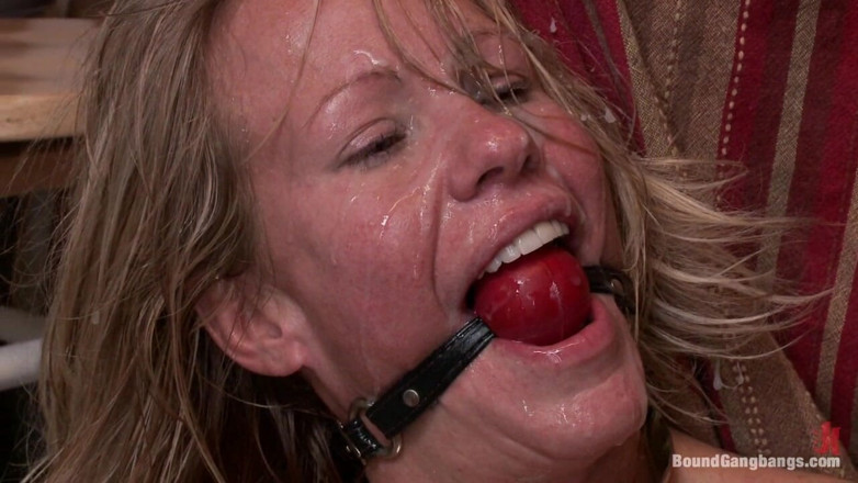 Bound Gang Bangs by Kink: Hey Mrs. S : Tournage de long-métrage milftastic