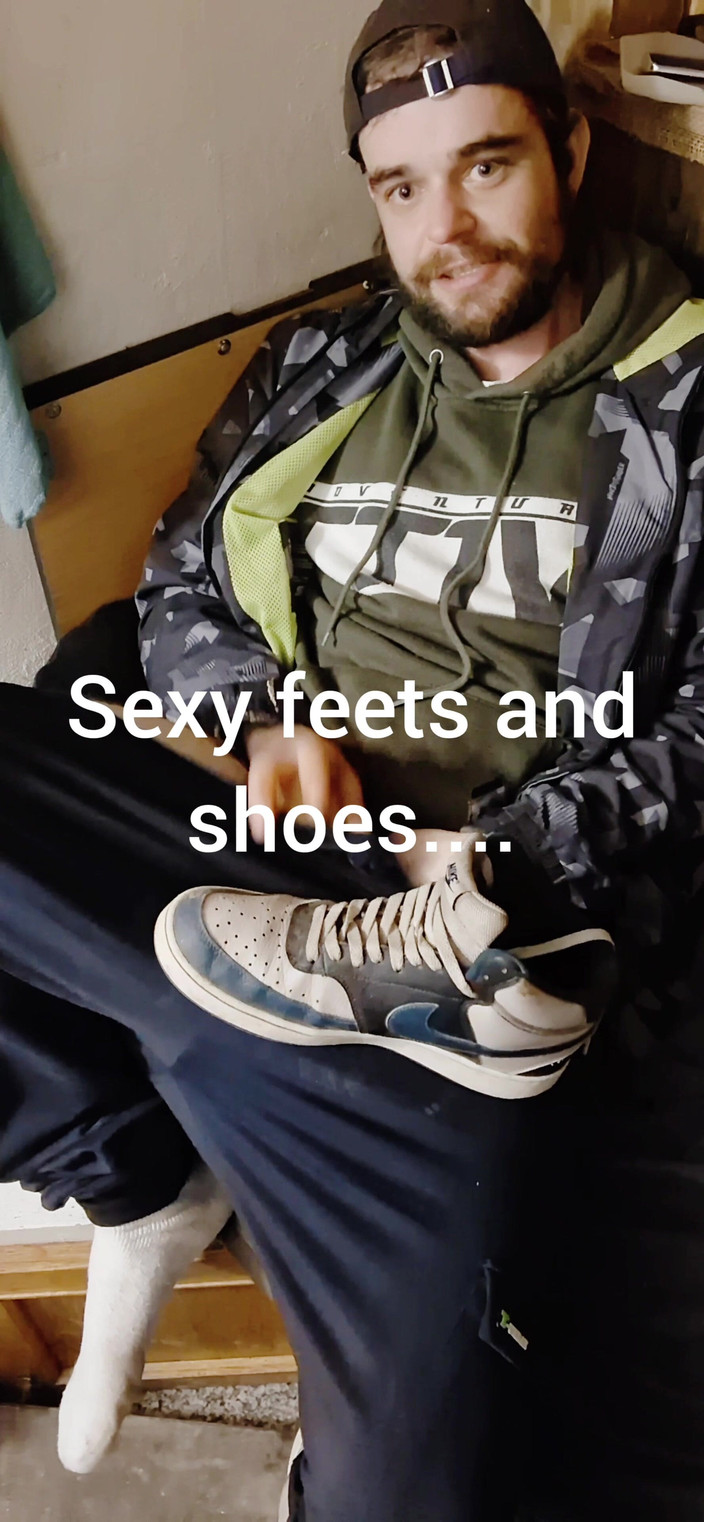 jerkofflover: Masturbujem a Kompilácia Z Mojich Videí V Skratke