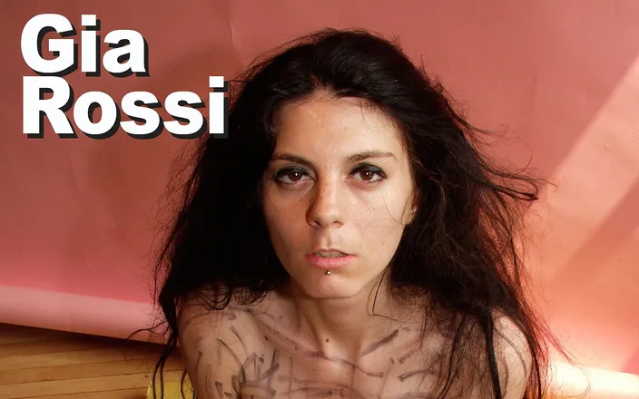 Picticon bondage and fetish: Gia messy pee submissive 